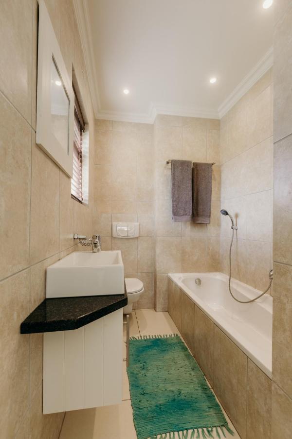 Whale Rock Gardens 15 - Partial Inverter Apartment Plettenberg Bay Luaran gambar
